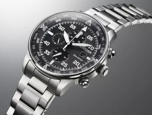 Relógio masculino Citizen Blue Steel Chronograph com 25% de desconto em malha prateada, moldura prateada, fundo preto