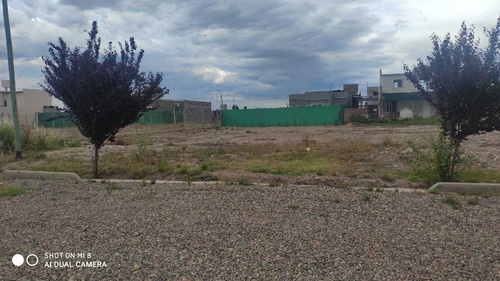 Imagen 3 de 6 de Lote En Venta Apto Duplex Perdriel - Acepto Vehiculo