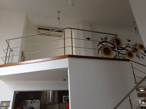Imagen 2 de 19 de Bello Penthouse Frutas Condominio Guatire