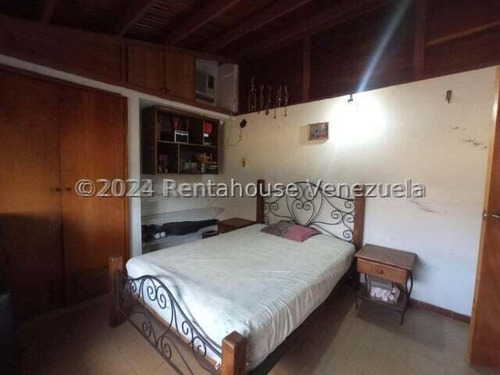 Amplia, Estilo Dúplex, 2.500 Mtrs De Terreno, Además, Cuenta Con Un Chalet De 170 Mtrs,, Canchas De Tenis Y De Usos Múltiples, Pinatero, Caney Y Parrillera. Todo Esto Dentro De Conjunto Privado