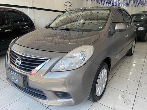 Nissan Versa 1.6 16v Sv Flex 4p