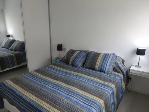 Edificio Nuevo Proximo Al Puerto Y A 3 Cuadras Del Faro