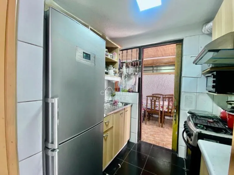 Imagen 5 de 15 de Casa 2 Pisos San Bernardo Cercana A Metro Tren