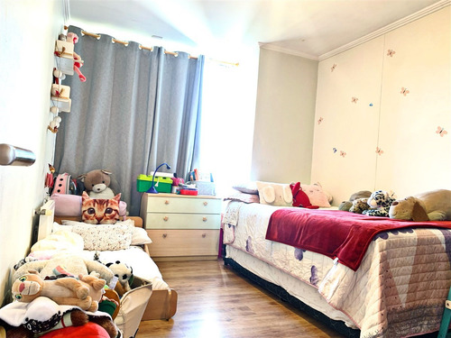 Casa En Arriendo De 4 Dorm. En Las Condes