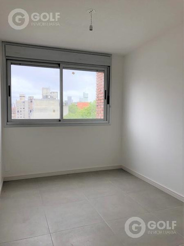 Vendo Apartamento De 2 Dormitorios Al Frente En Cordón