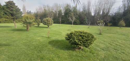 Parcela Comercial Con Cabañas En Los Ángeles, Ideal Para Inv