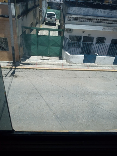 Imagen 9 de 10 de Vendo Local Comercial En El Casco Central De Charallave