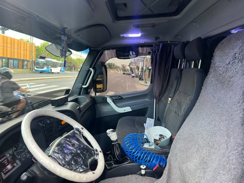 Imagen 8 de 10 de Mercedes Benz Accelo 815 Con Caja Metalica 2019