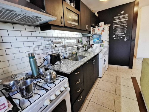 Imagen 2 de 18 de Departamento En Venta De Dos Dormitorios En La Plata