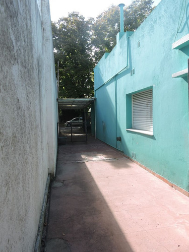 Casa De 2/3 Dormitorios En Veronica, Punta Indio