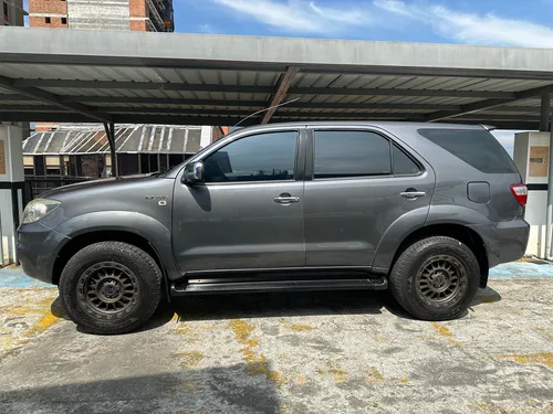 Toyota Fortuner 2.7l 4x2