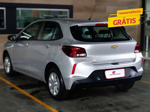 Imagem 9 de 15 de Chevrolet Onix 1.0 Flex Lt Manual