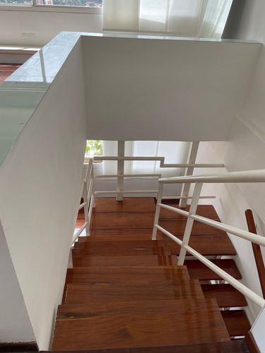 Imagen 22 de 30 de Se Vendo Apto 330m2 3h+s/2.5b+s/2p Valle Arriba 2990