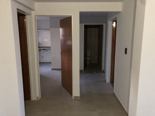 Imagen 2 de 14 de Venta De Departamento 3 Ambientes En Mataderos