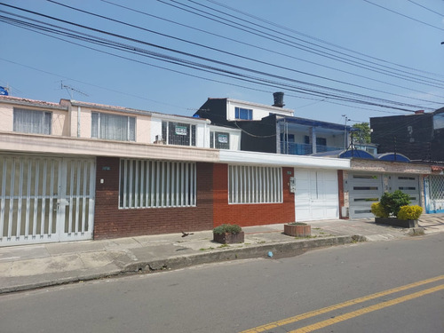 Casa En Arriendo En Bogotá. Cod A398