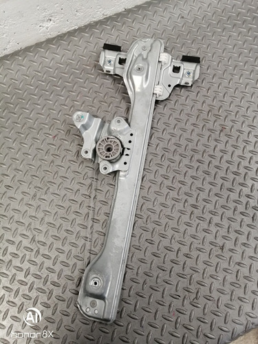 Mecanismo Elevador Tras Der Chevrolet Trax 4x2 1.8 Std 12/16 (Usado)