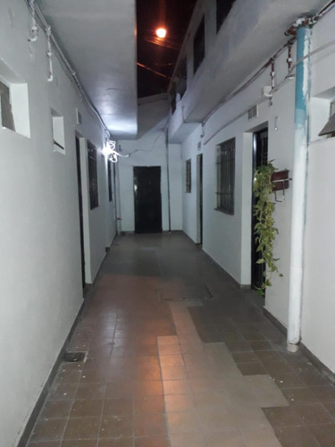 Habitación Con Baño Privado S/hamueblar Para 1 Persona..
