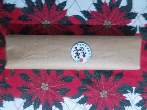 Imagen 4 de 5 de Papel Para Envolver Pan De Jamón 60 Cm X 330 Mts Satinado
