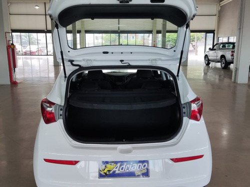 Hyundai HB20 HB20 1.6 COMFORT PLUS 16V FLEX 4P AUTOMÁTICO