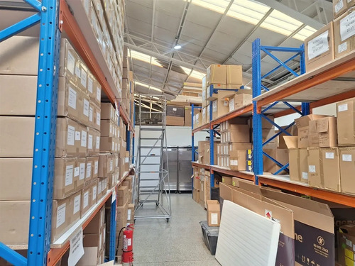 Bodega Industrial En Arriendo En Huechuraba