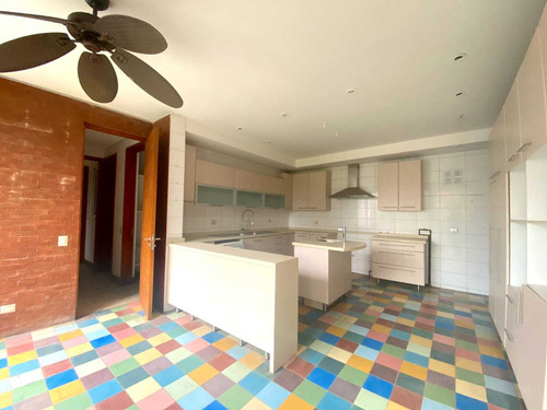 Gran Casa En Condominio, Colina (103610)
