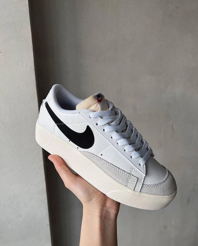 Tenis Blazer Low Plataforma Nike 22.5mx