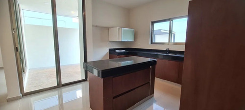 Casa En Venta Para Inversión En Montebello