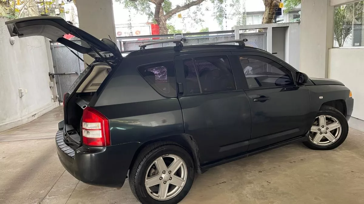 Jeep Compass 2.4 Sport At