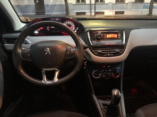 Peugeot 208 1.6 Allure