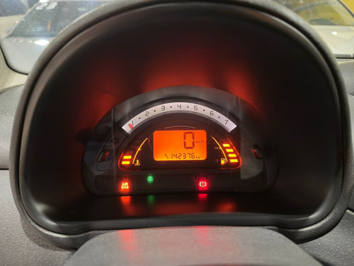 Citroën C3 1.4 I EXCLUSIVE 8V FLEX 4P MANUAL