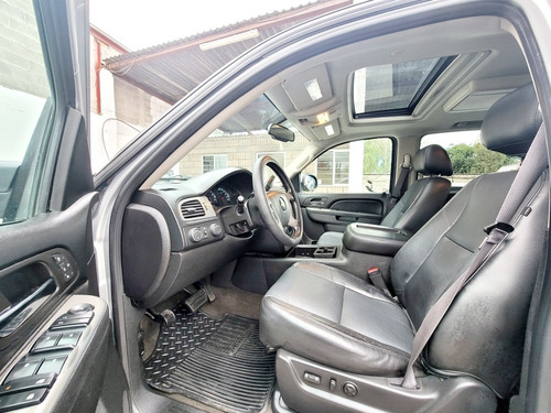 Imagen 13 de 15 de Chevrolet Avalanche Black Diamond 5.3 Modelo 2013