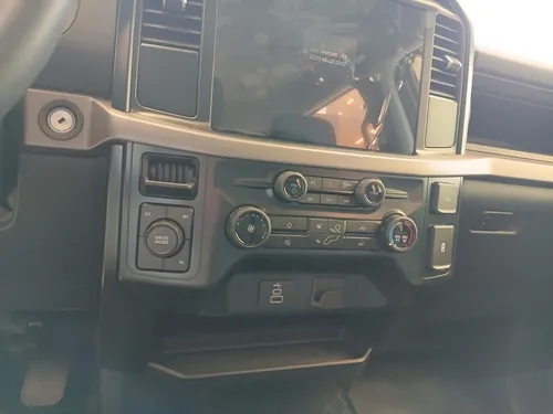 Ford F-150 F-150 DOBLE CABINA 4X4 V6