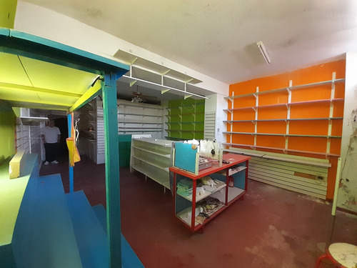 Venta Local Comercial Zona Sur Con Cochera