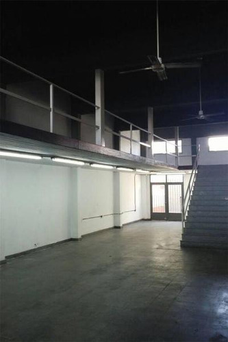 Excelente Local Comercial En Venta