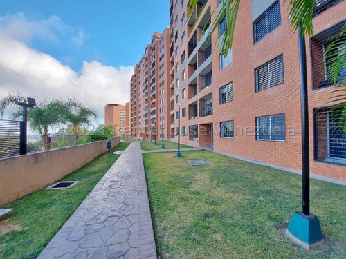 Jose Luis: Apartamento En Venta En Colinas De La Tahona  #23-31880