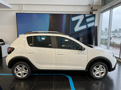 Imagen 4 de 19 de Renault Stepway Zen 1.6 2023 0km