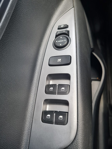 Kia Stonic 1.0 Tgdi Aut. (Mhev) 4P Híbrido