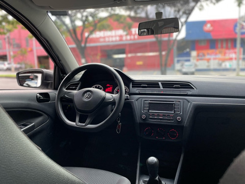 Volkswagen Voyage 1.0 MPI (Flex)