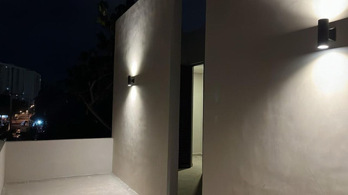Casa En Venta De 3 Recamaras Con Cuarto De Servicio Ubicada En Montes De Ame.