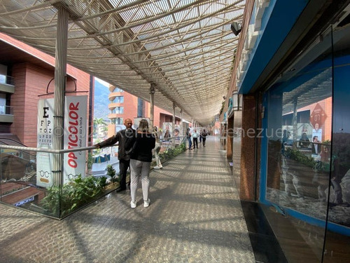 Local Comercial En Venta La Castellana Jose Carrillo Bm Mls #23-29549