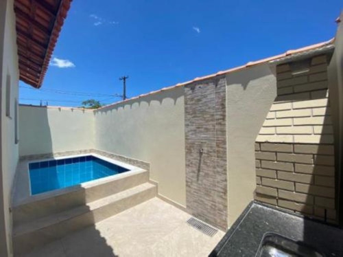 Imagem 2 de 14 de Casa Em Condomínio Na Praia À 1200 Metros Do Mar, No Cibratel 2, Em Itanhaém, Com 100 M² De Área Total, Aceita Financiamento Bancário