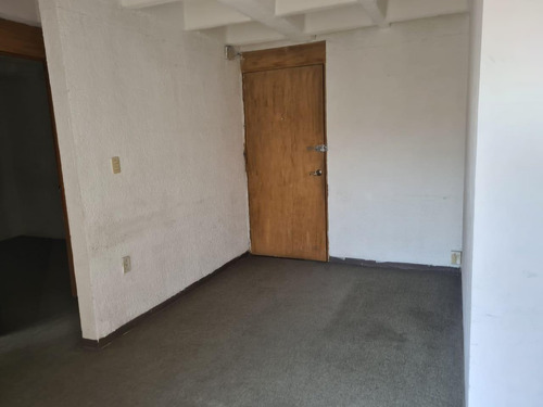 Imagen 1 de 6 de Oficinas En Periférico-echegaray, 1er. Piso, 50 M2, 1 Baño
