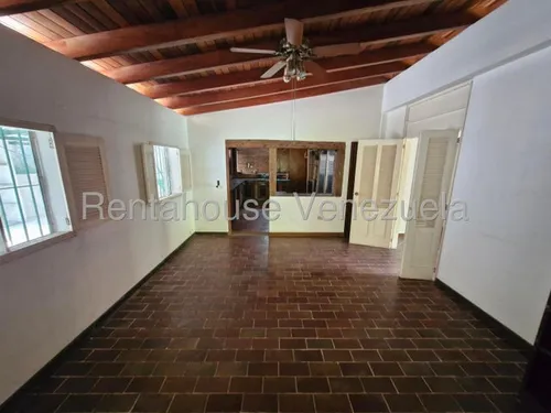 Casas En Venta Mls #25-12512