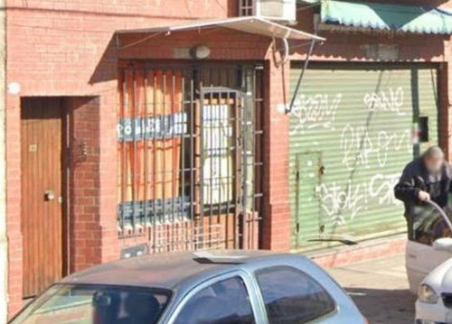 Casa En Venta - 2 Dormitorios 3 Baños - Local - 353mts2 - Caseros