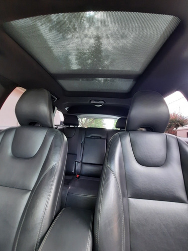 Imagen 15 de 15 de Volvo Xc60 2.5 T5 Inscription
