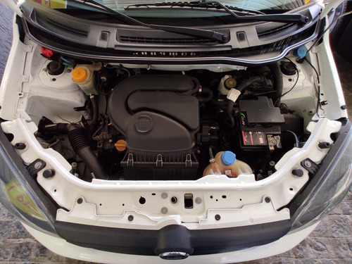 Imagem 13 de 15 de Fiat Uno Attractive 1.0 8v (flex) 4p
