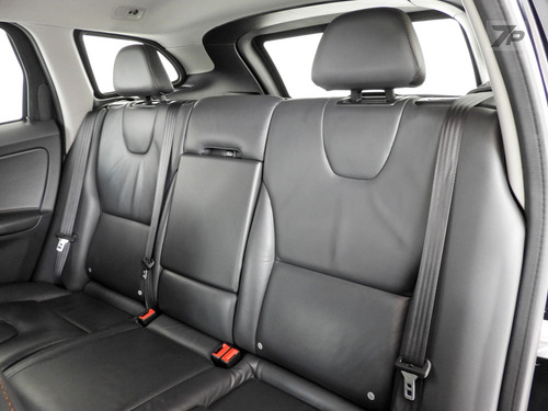 Volvo Xc60 2.0 T5 Dynamic Fwd Turbo Gasolina 4p Automático
