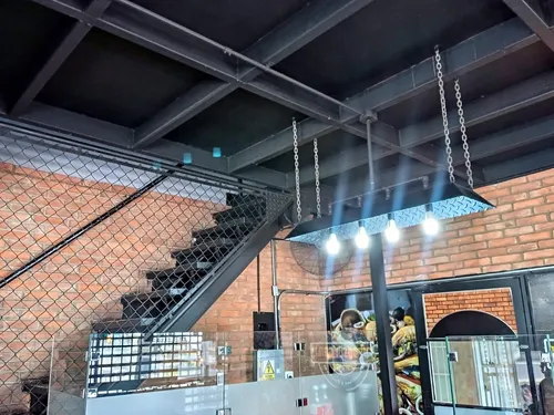 Leandro Araque Inzitu Realtors Vende Negocio De Parrilla En Av. Bolivar Inversionista!! Se Vende Fondo De Comercio A Pie De Calle