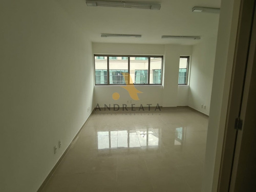 Imagem 17 de 19 de Av. Das Americas - Sunplaza-sala Comercial De 31m² - Av. Das Americas - Sunplaza Excelente Sala Comercial De 31m² Com Piso Carpete, Lavabo, Preparação - Loc5091m - 31973942