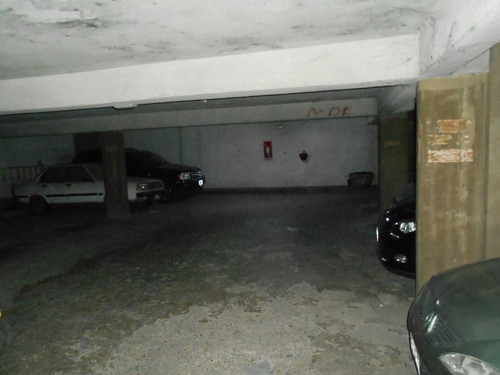 Imagen 8 de 17 de Inversión Super Inversión Cochera En Venta Córdoba, Colón Al 1500 En Edificio